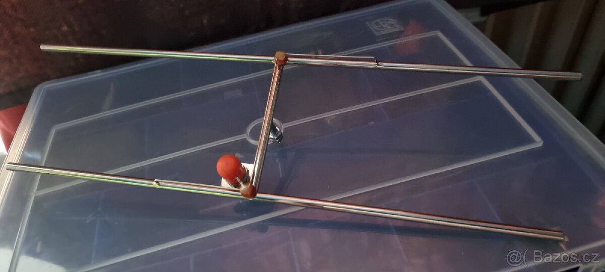 Yaesu VX-7R vč příslušenství. - 8