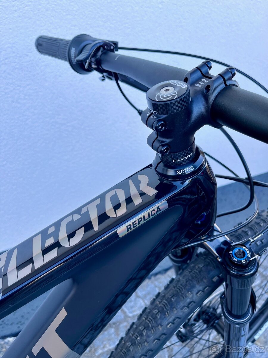 Ghost Lector UC Replica - 8