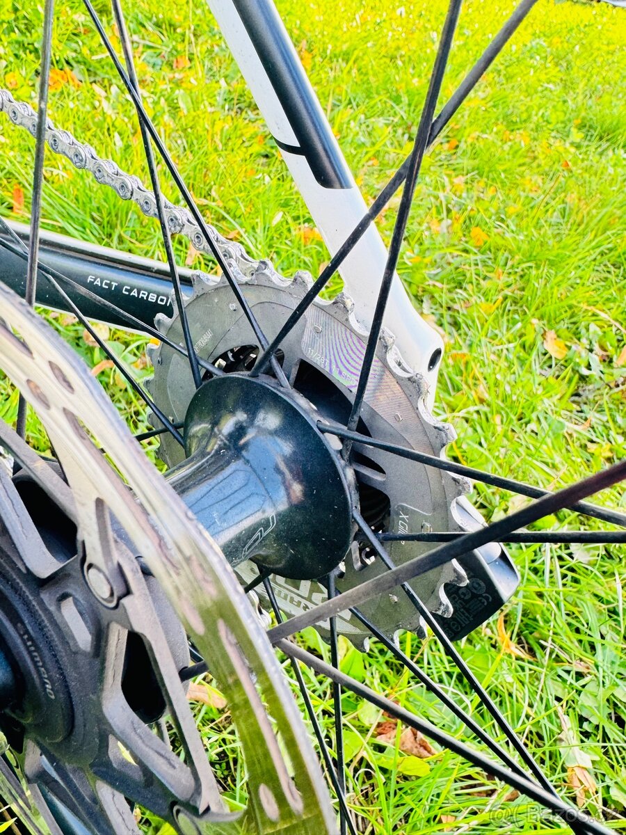 Specialized S-Works Venge Vias disc watt, ceramic, sram red - 8