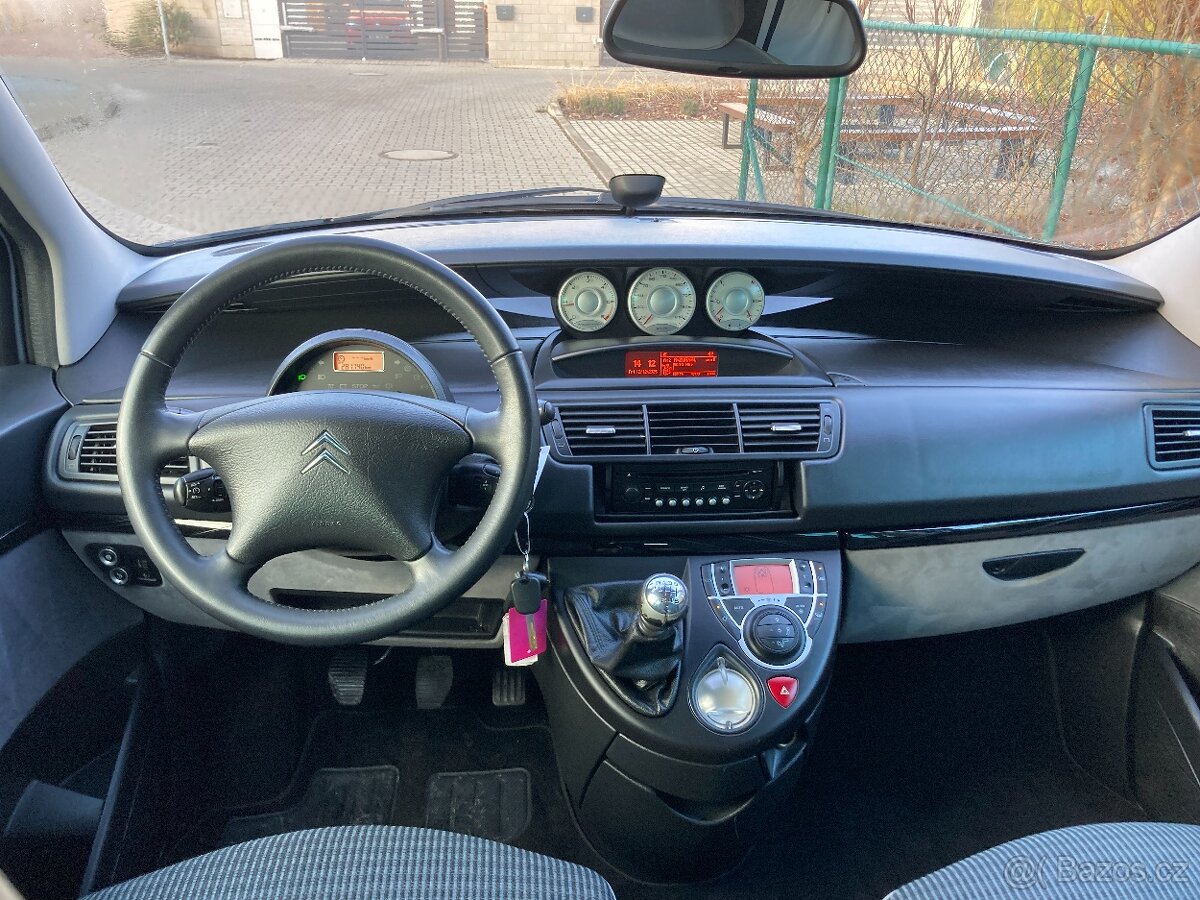 Citroën C8, 2,0/100kW Tažné 8.míst El.dveře - 8