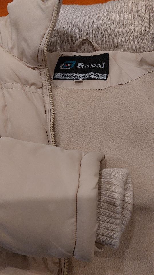 Zimní prošívaná bunda s kapucí - 8