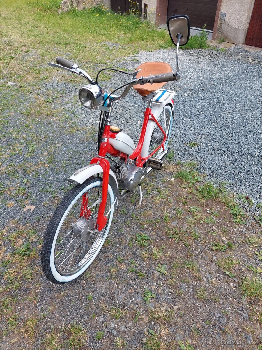 JAWA S11 Stadion - 8