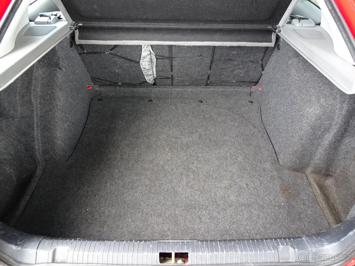 Škoda Octavia 1.6 GLXi 74kW - 8