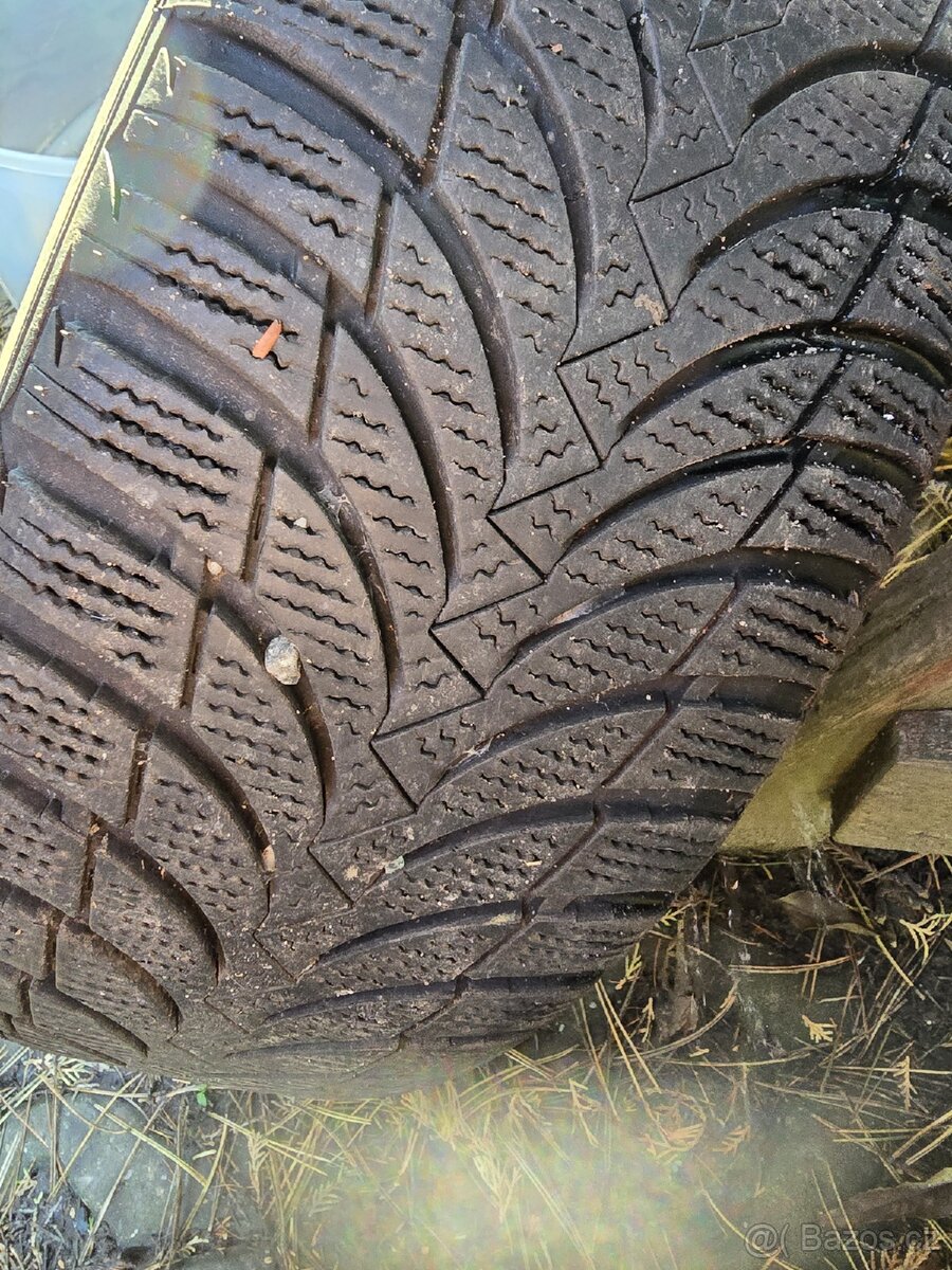 Alu kola se zimními pneumatikami na Peugeot 307 - 8