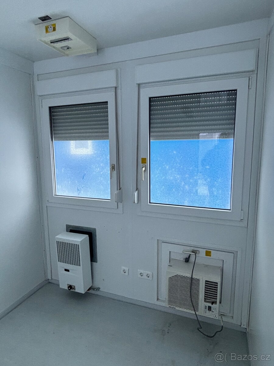 Containex kontejner / buňka / top stav / r.v. 2016 - 8