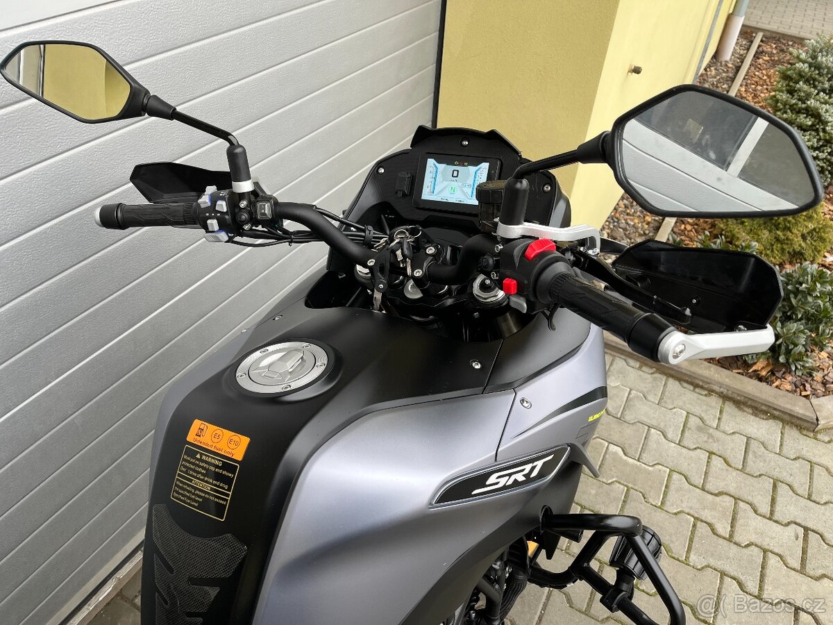 QJ motor SRT 700X - 8