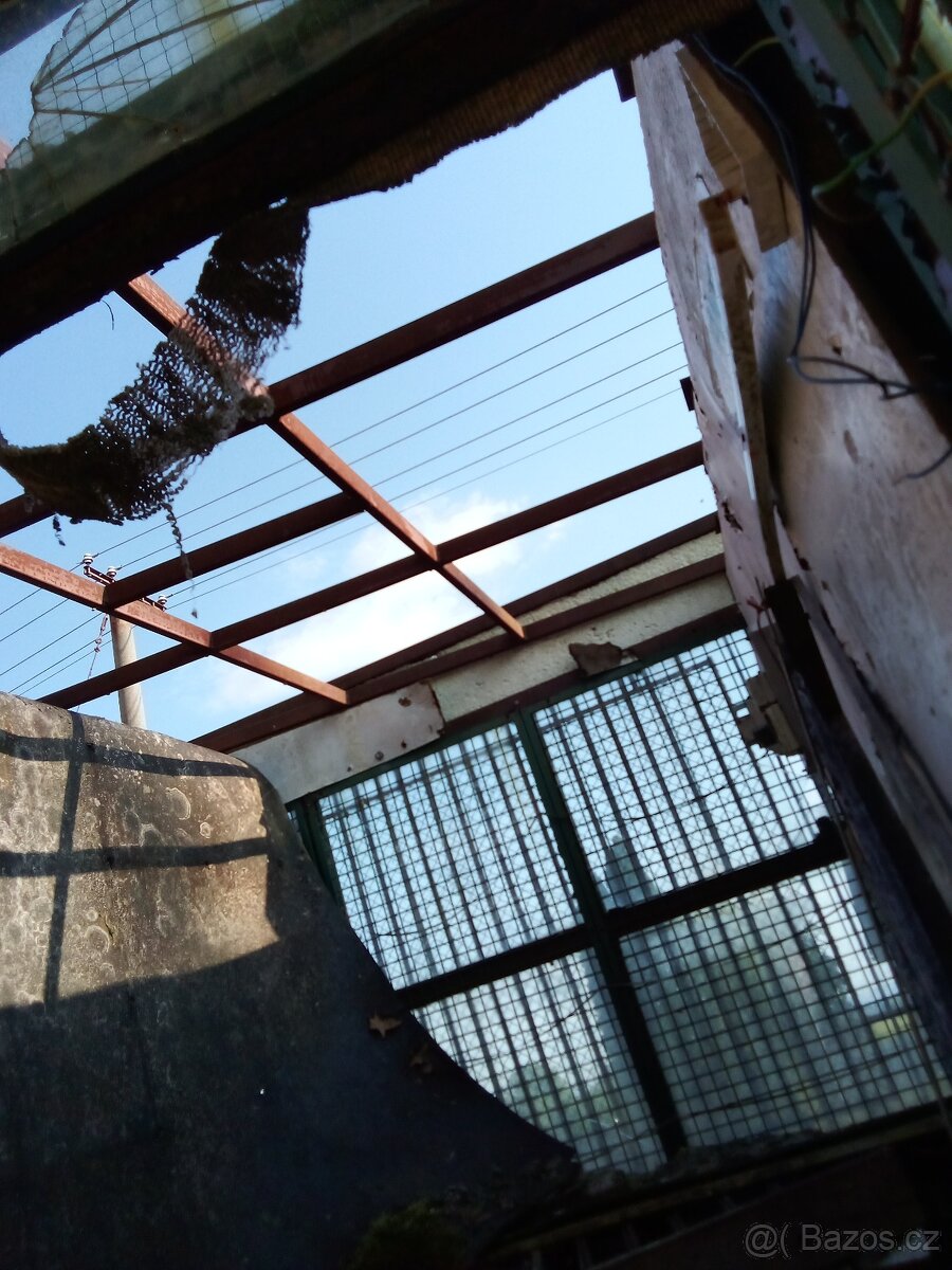 Trafika/buňka/domek - 8