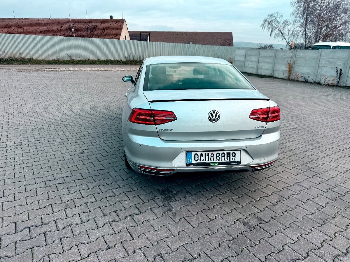 VW Passat b8 R-line 2.0 tdi - 8