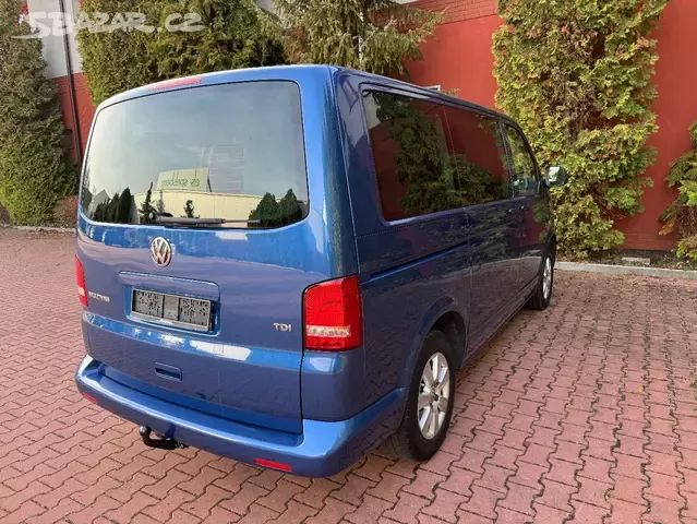 VW Multivan T5 2.0 TDI 103kW,7.sedadel,Webasto,Tažné,Comfort - 8