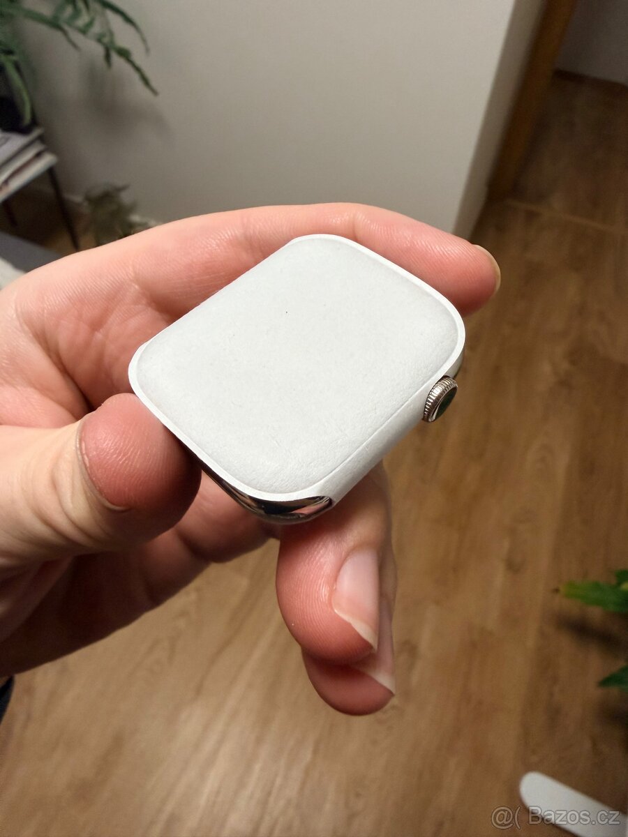 Prodám Apple Watch Series 7 – 45 mm – Stainless Steel - 8