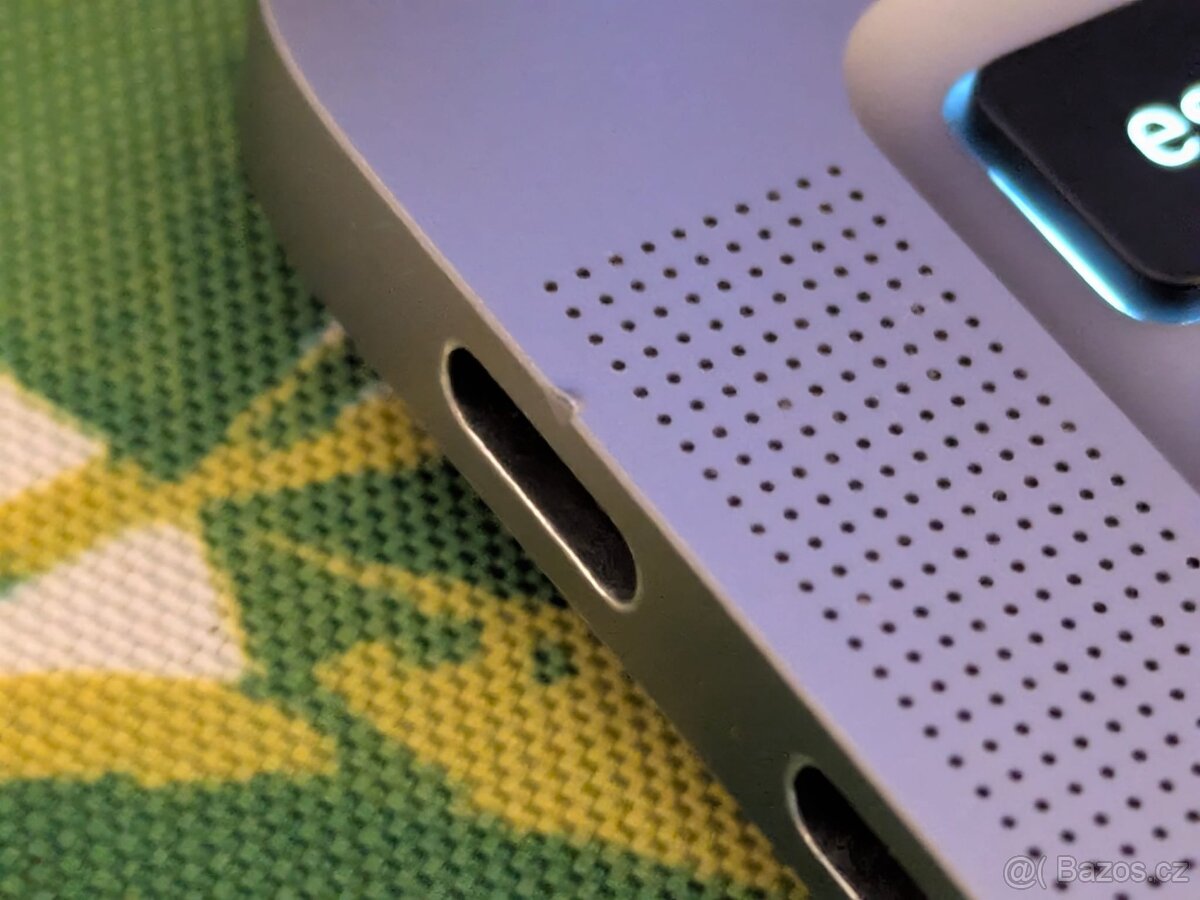 -- MacBook Air M1 -- - 8