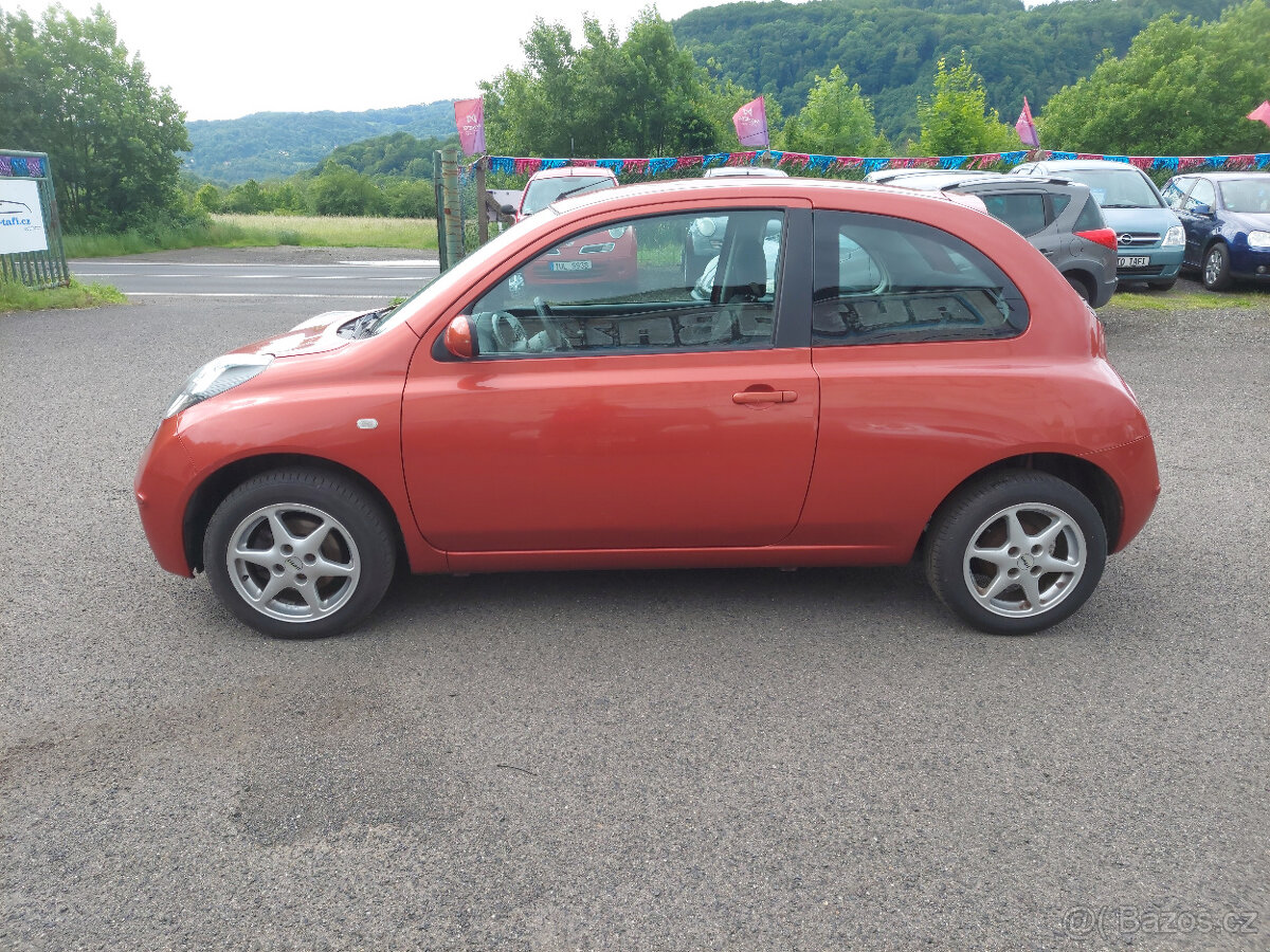 Nissan Micra 1.3i - 8