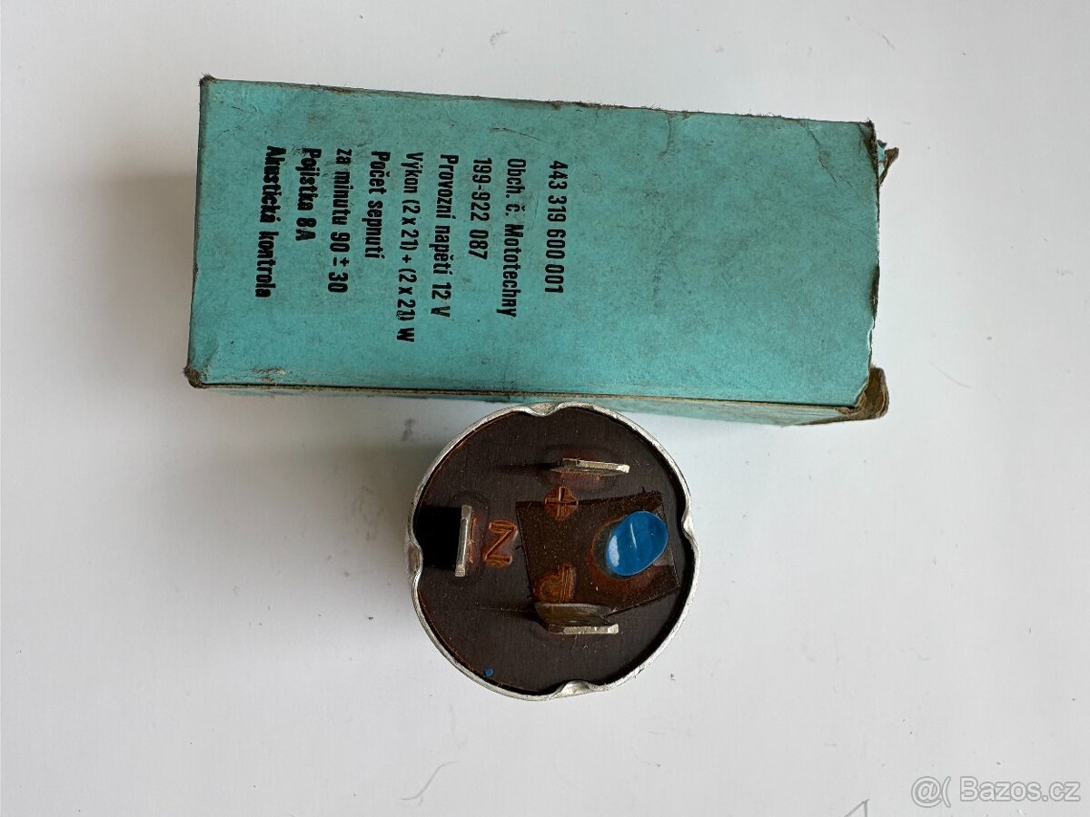 Nabíjecí relé a přepínače blinkrů - 8