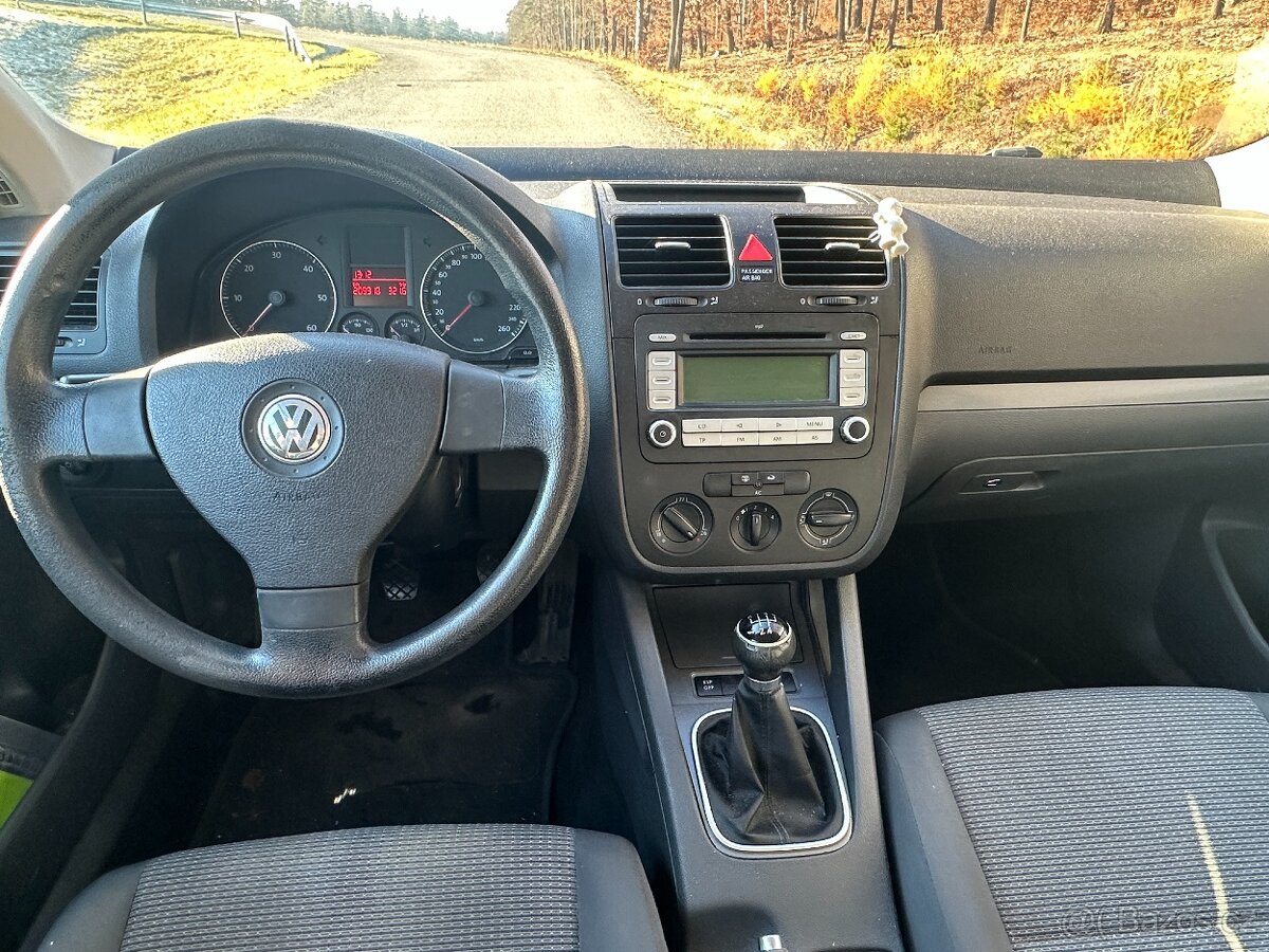 Volkswagen Golf V 1.9 TDI Variant - 8