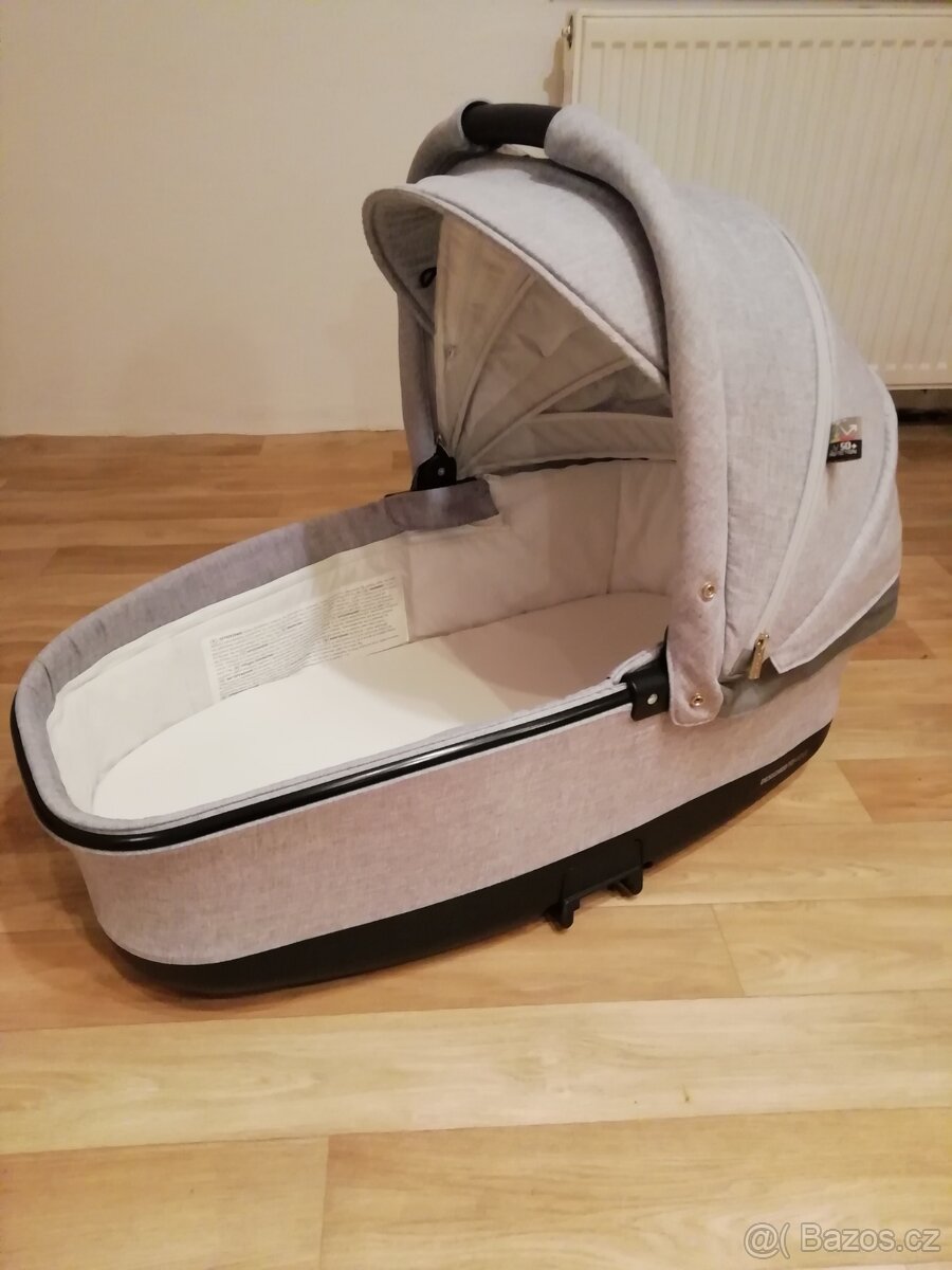 Kočárek trojkombinace Espiro Next Silver - 8