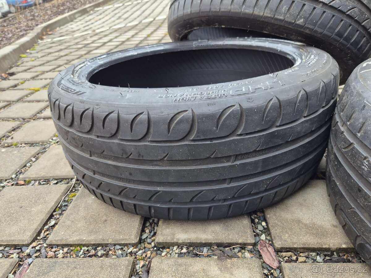 19" pneumatiky Kormoran 235/40 R19 - 8