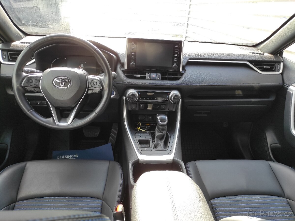 Toyota Rav4, 2,5e-CVT Hybrid Selection,ČR - 8