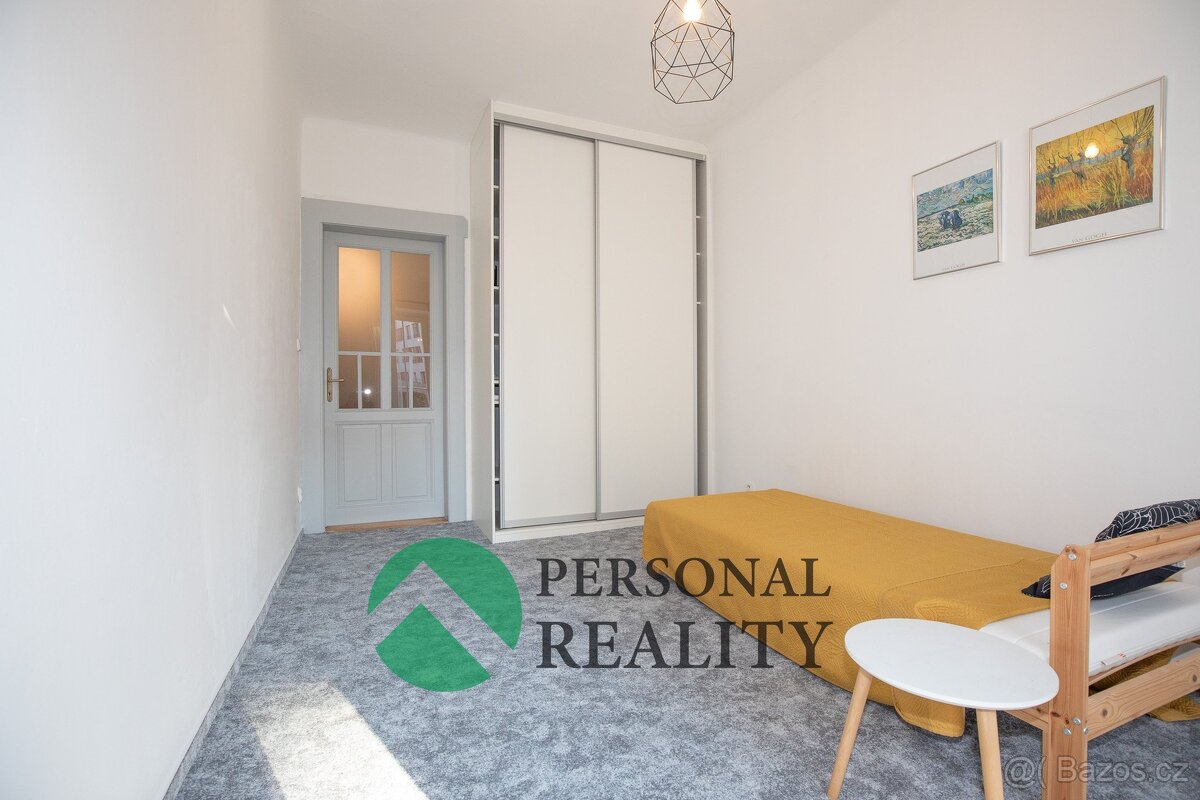Prodej bytu 3+1 82 m², Praha - Košíře, ev.č. 02695 - 8