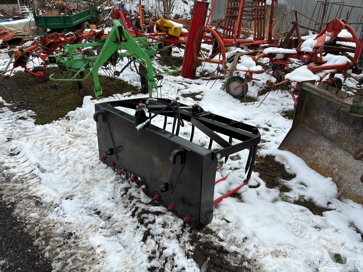 Krokodyl na hnuj - 8