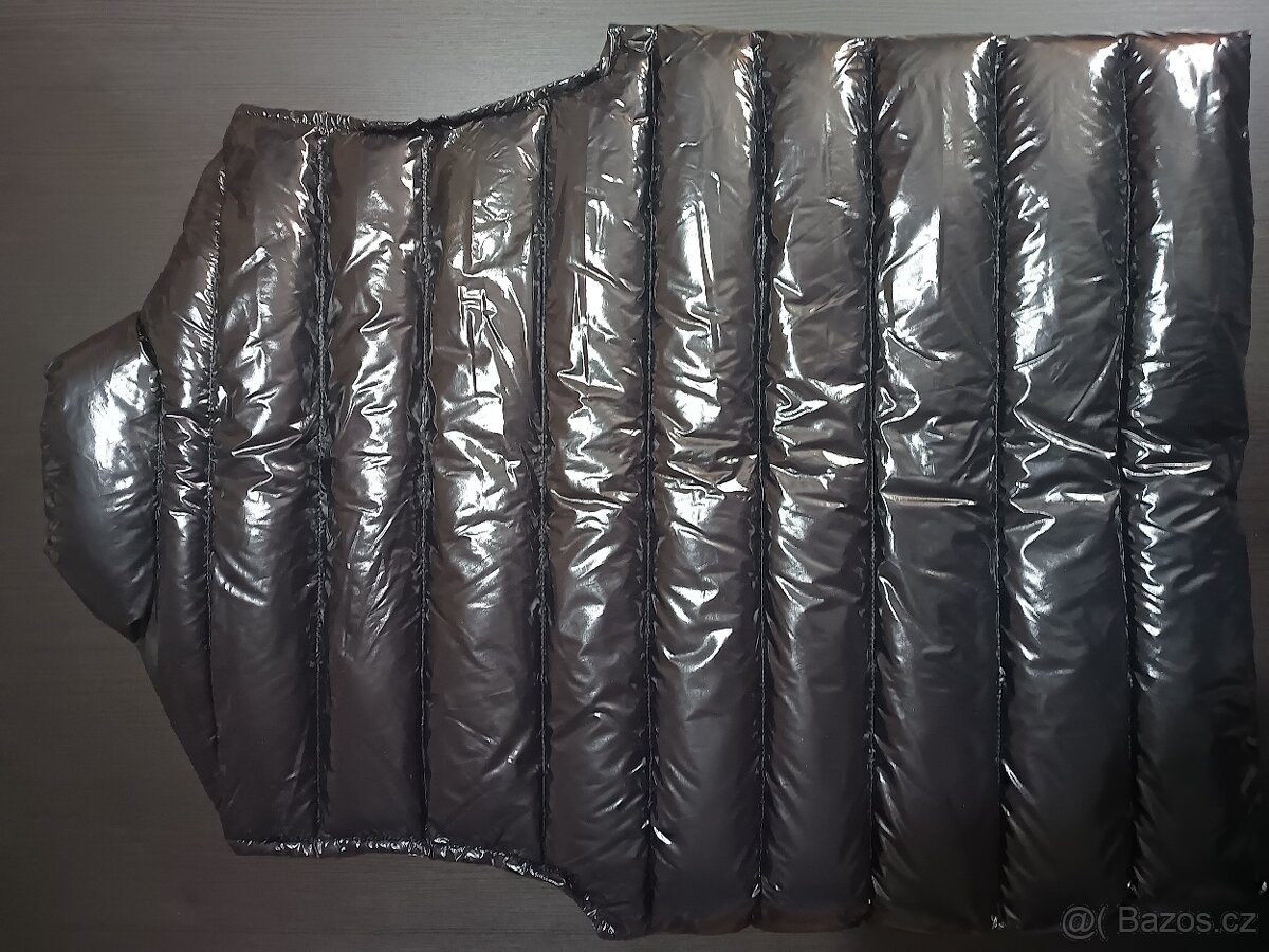 Vesta Moncler vel. XL - 8