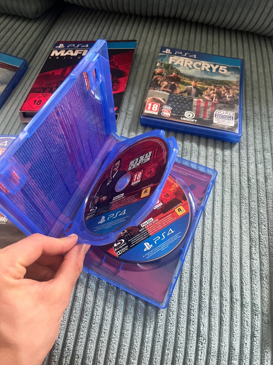 Ps4 pro - 8