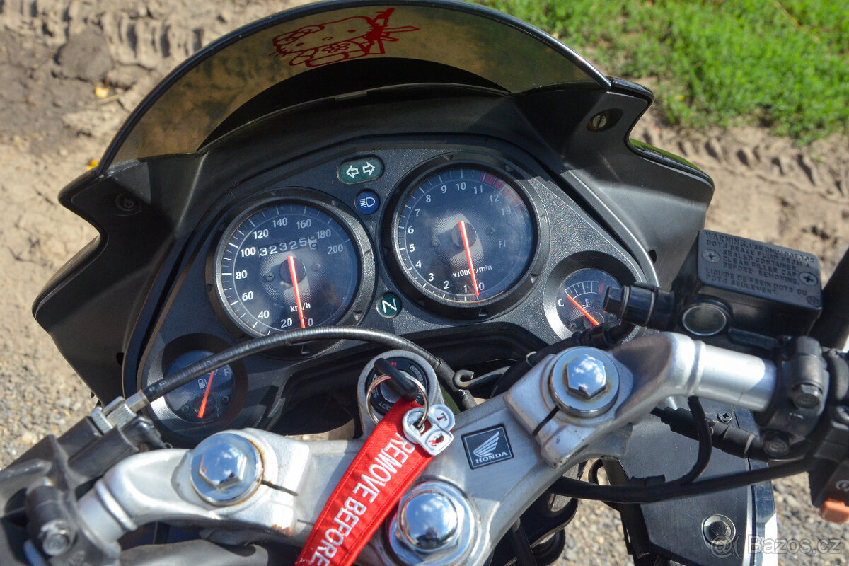 Honda cbr 125R - 8