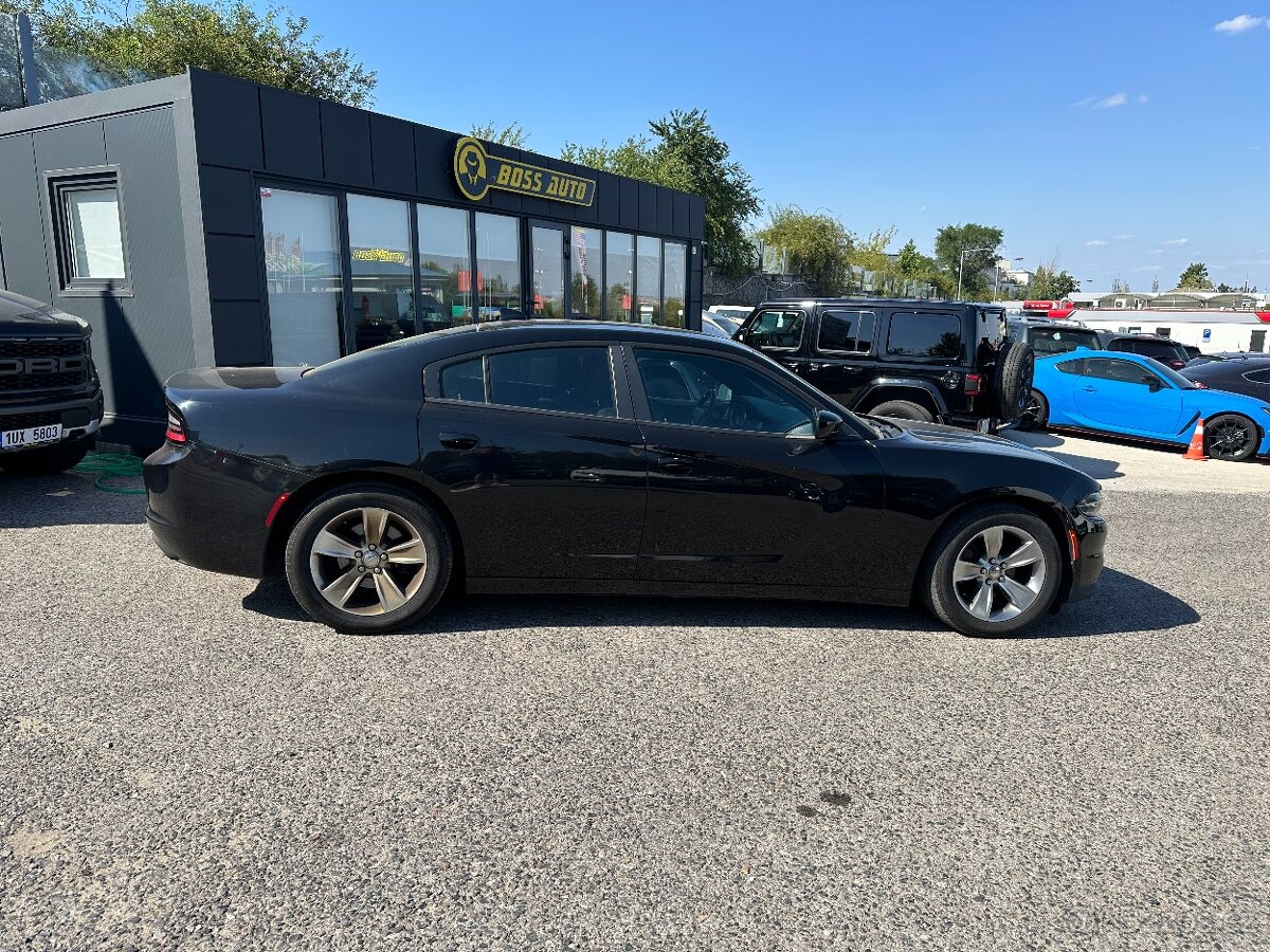 Dodge Charger 2016 - 8