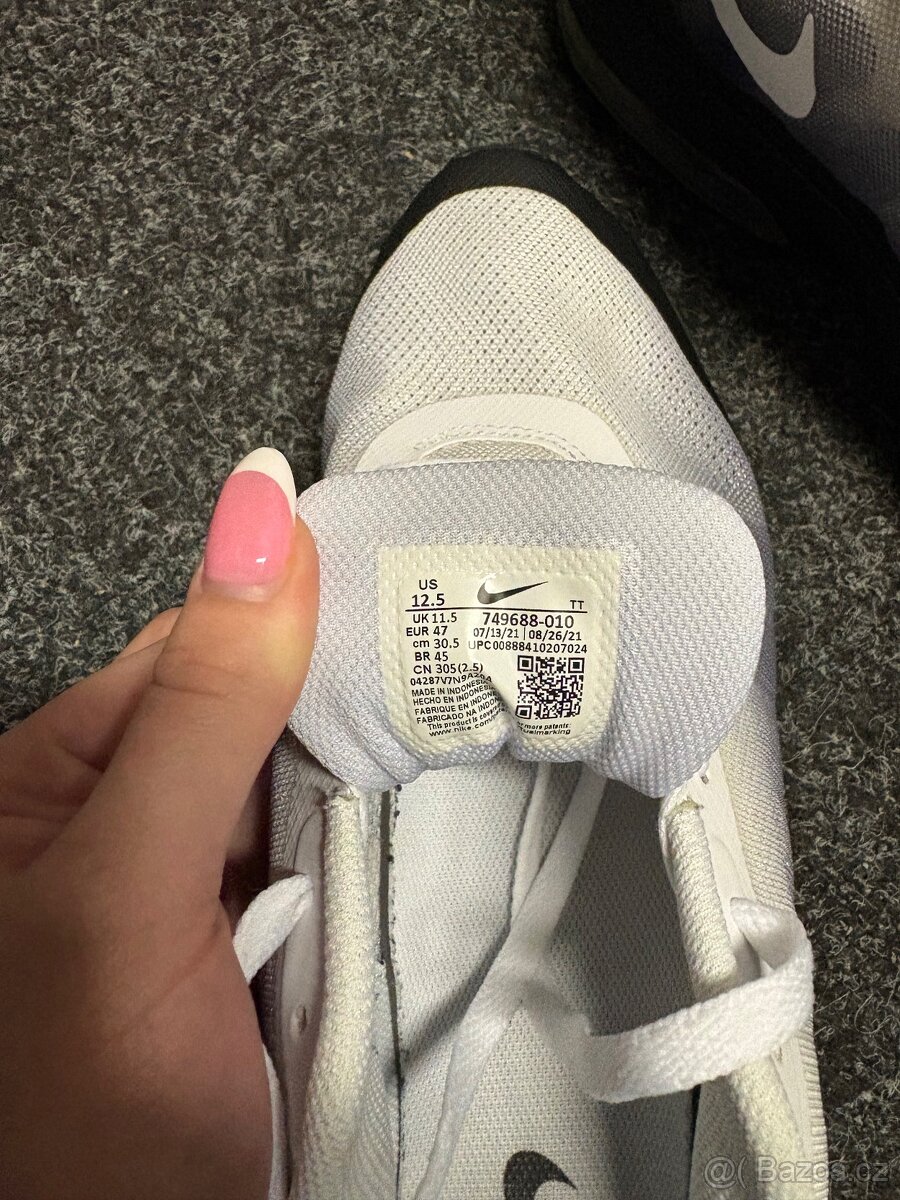 Nike Air Max Invigor - 8