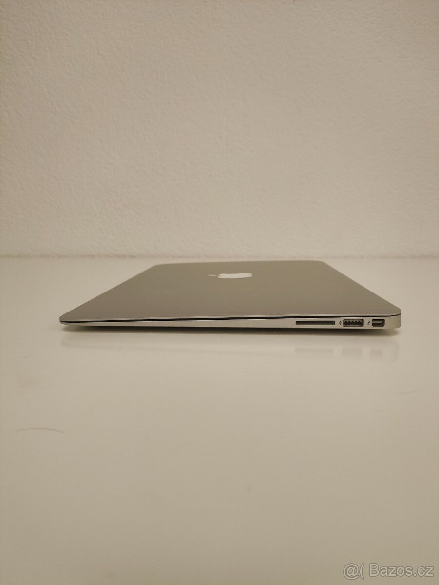 MacBook Air A1466 2017 | i5 | 8 GB RAM | 128 GB SSD - 8