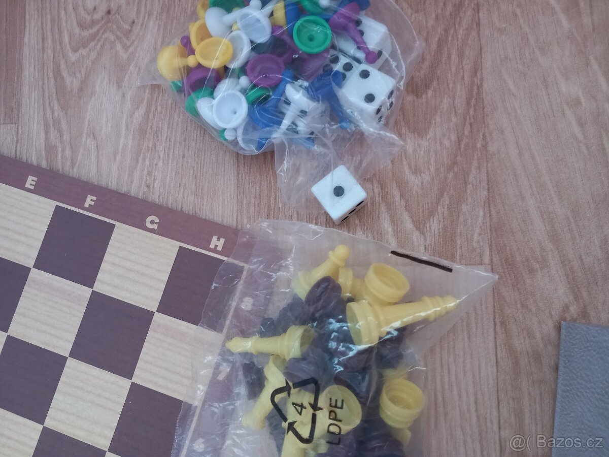 Spin Master 101 Klasických deskových her - 8