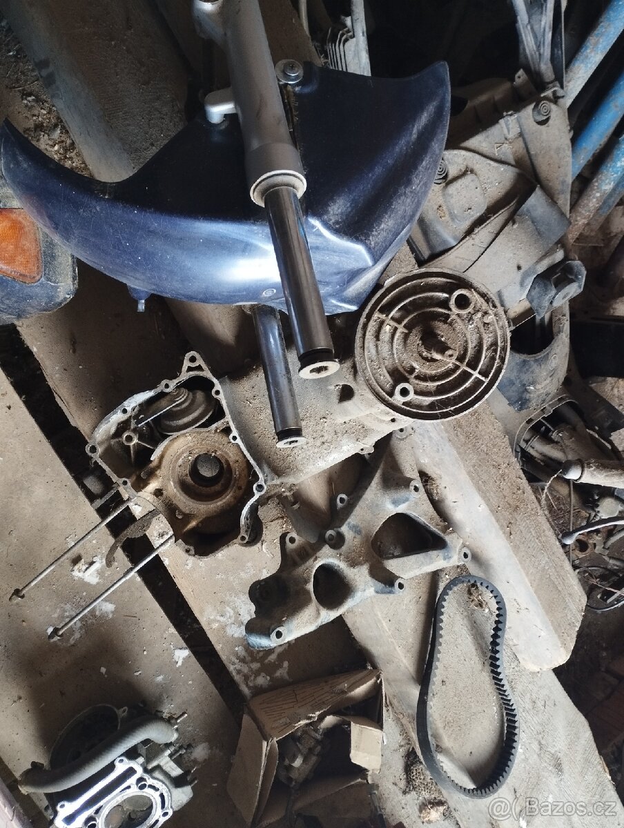 Yamaha Majesty 250 - 8