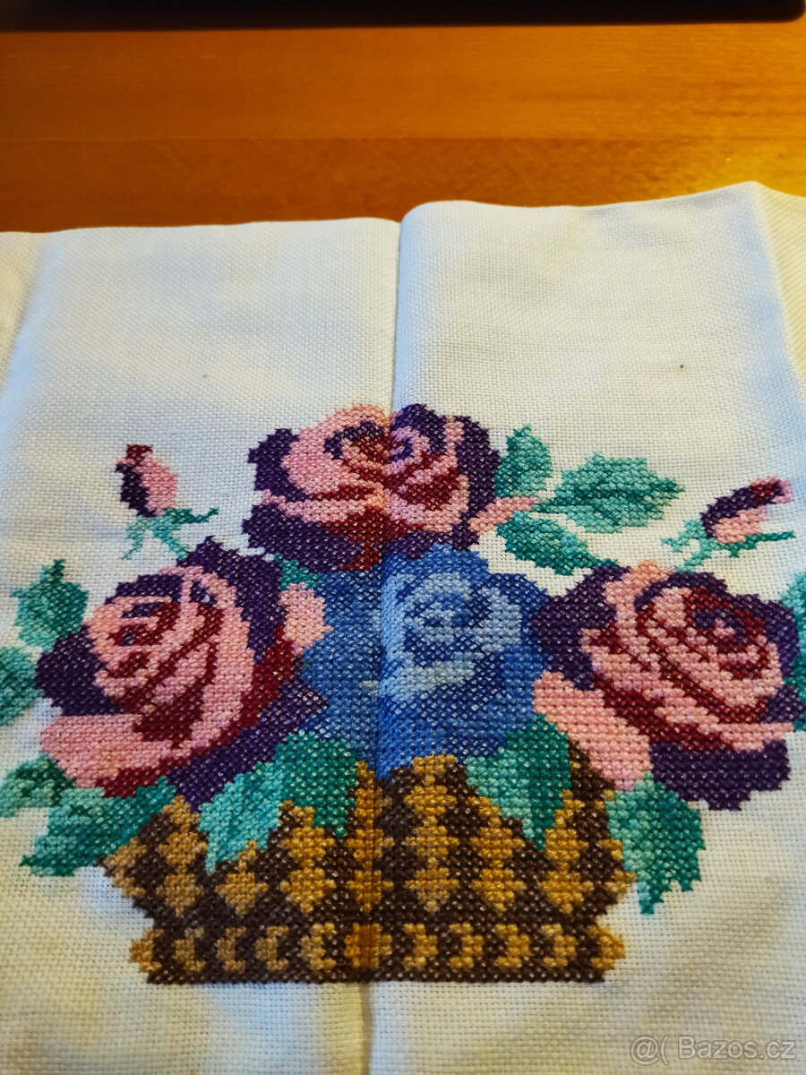 Nitě do šicího stroje, výšivka na kanavě, barvící páska do p - 8