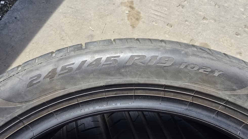 Letní pneu 245/45/19 Pirelli - 8