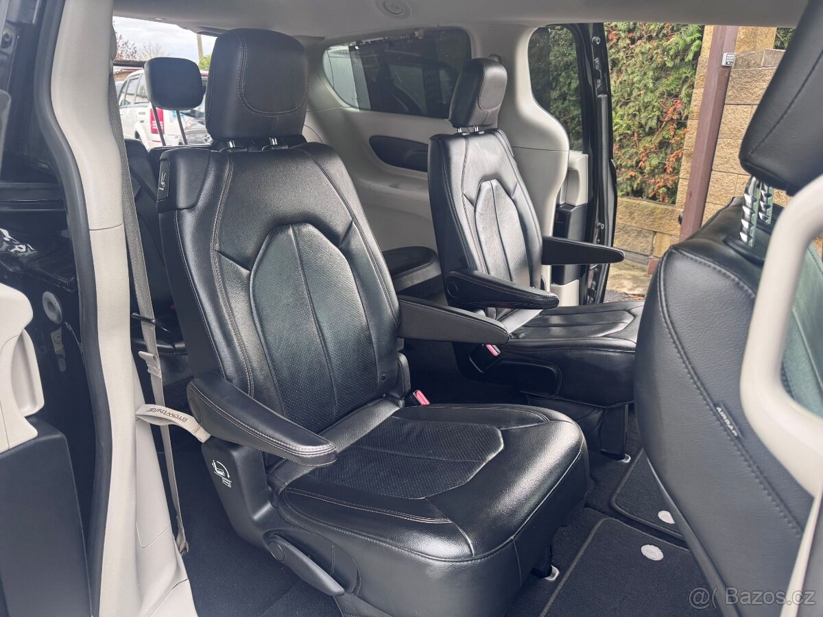 Chrysler Pacifica 3,6 Pentastar RU L Kůže 2019 DPH - 8