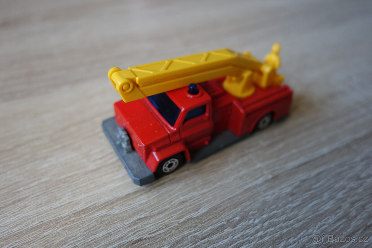 Matchbox Superfast No. 13 Snorkel Fire Engine - 8