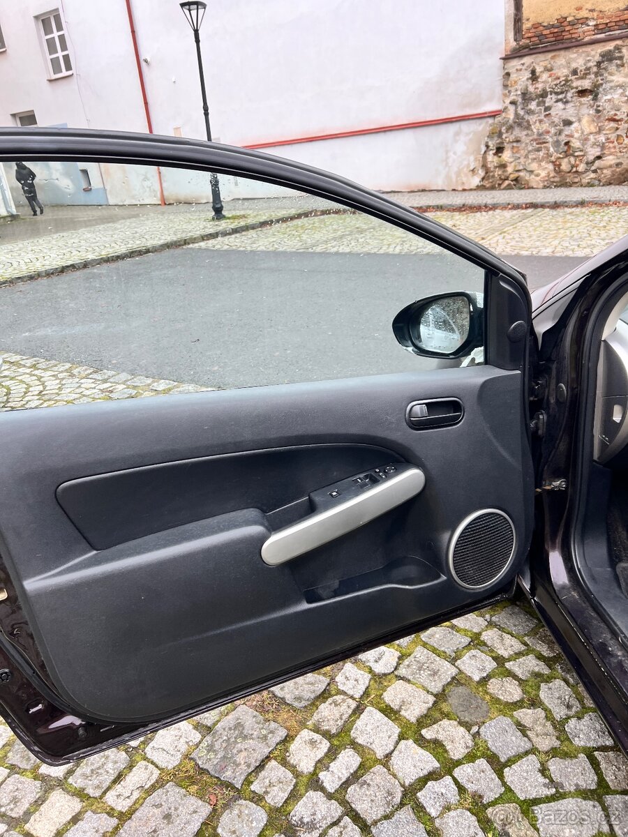 Mazda 2 1.3 2009 - 8