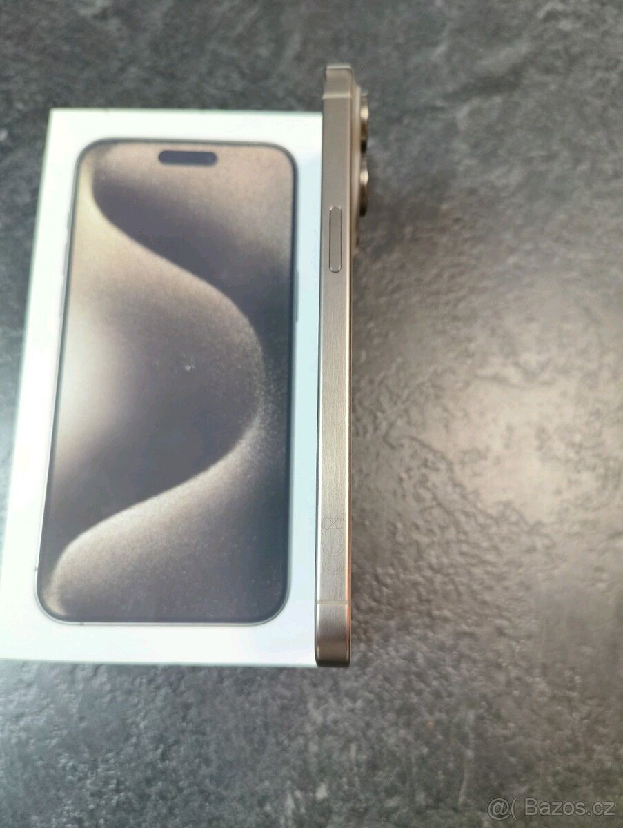 iPhone 15 Pro Max 256GB - 8