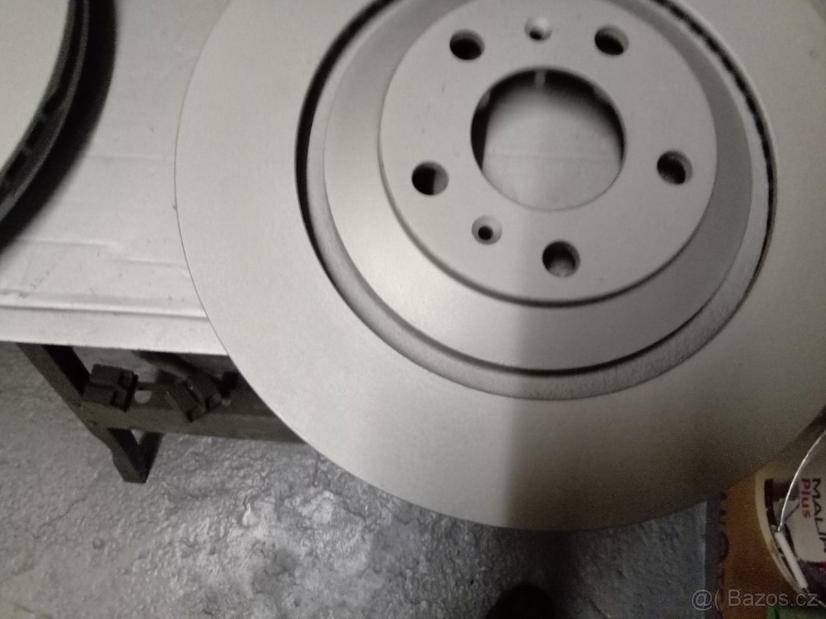 Kotouče Bentley Continental GT - 1600,- Kč - 8