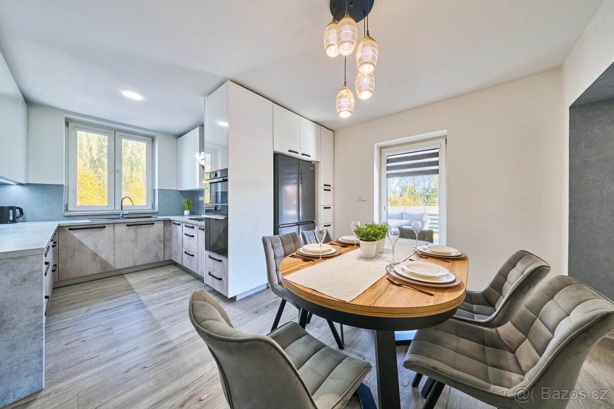 Prodej nového bytu 4+kk s terasou, bazénem a garáží - 8