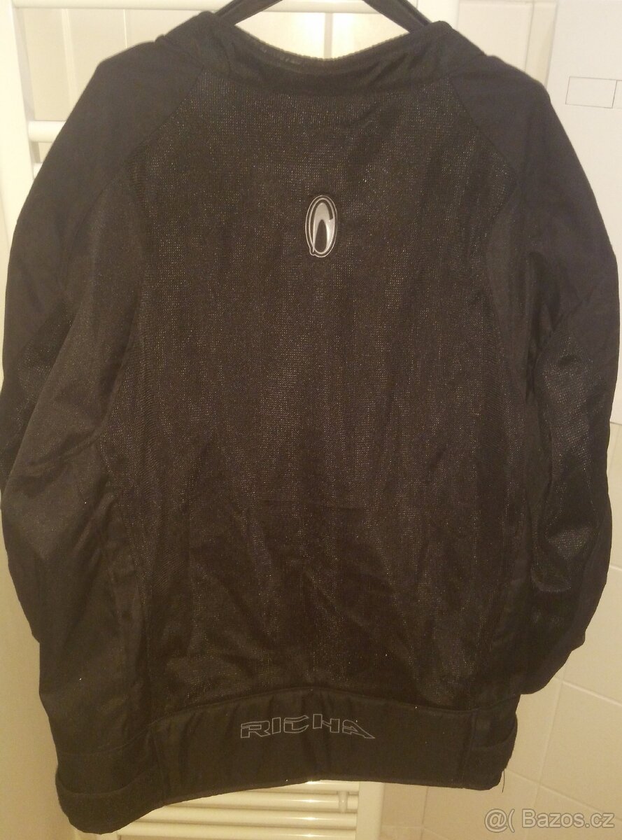 Motobundy, kožené motokalhoty, Helma MT, Přilba Cox, Brno - 8