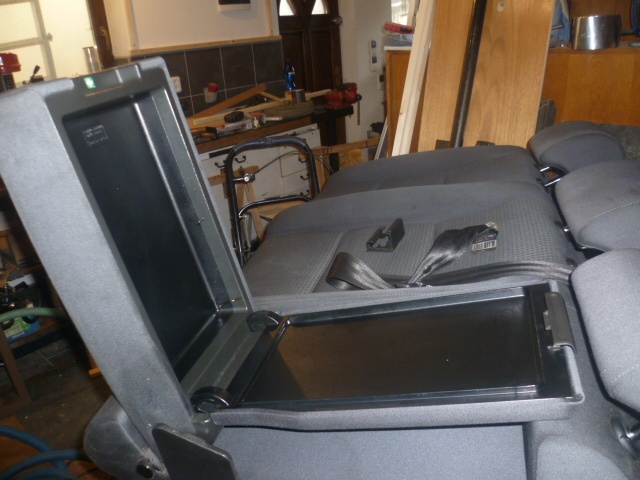 saedačky Audi C6 2007 - 8