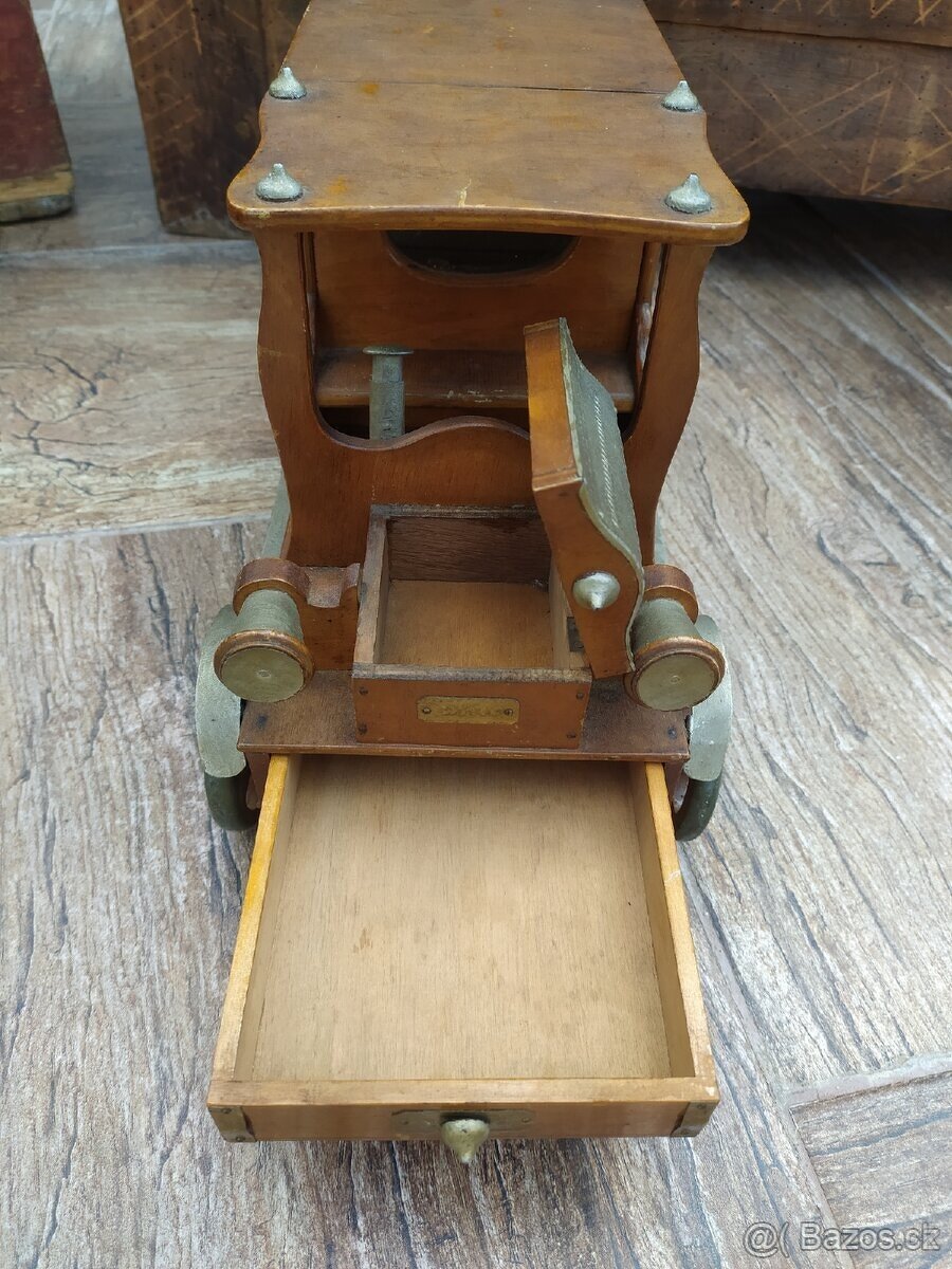 Drevené auto kazeta na cigary - 8