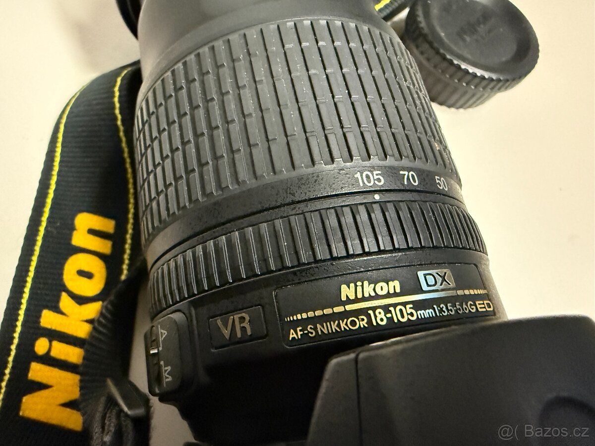 Nikon D7000 s příslušenstvím - 8