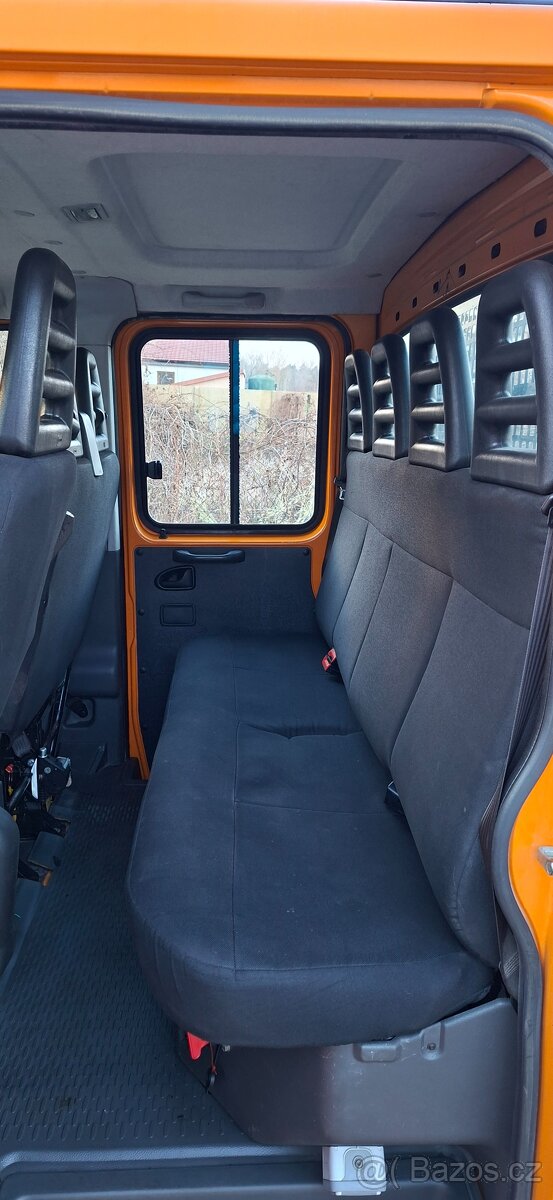 Iveco Daily 35S15 valnik 7 míst 2014 - 8