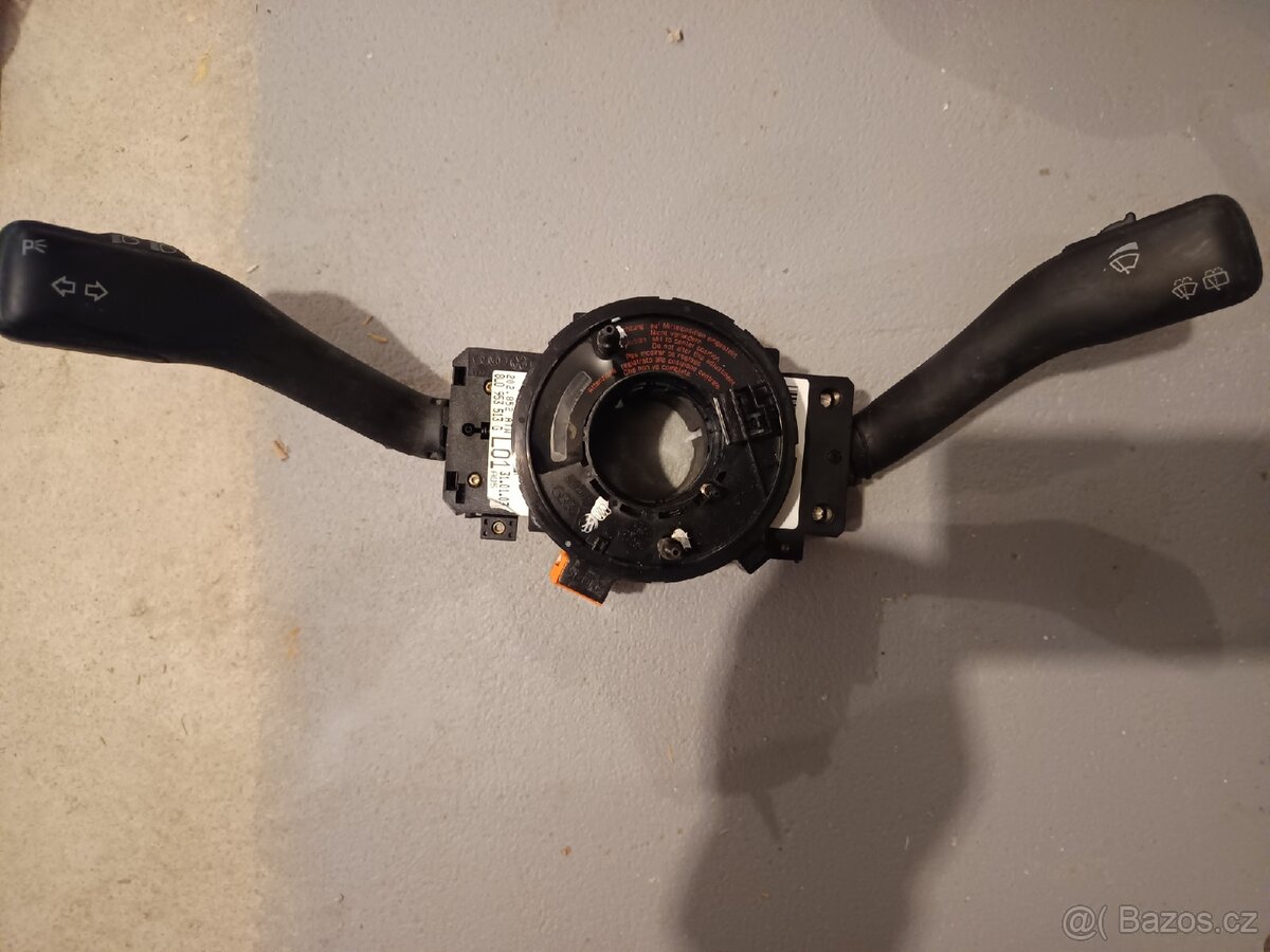 Díly na Sharan, Galaxy, Alhambra
- 8