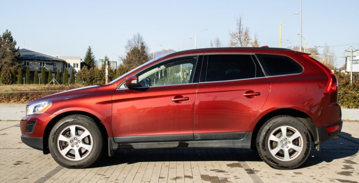 Volvo XC60 2.4D Momentum, 120kW (2011) - 8