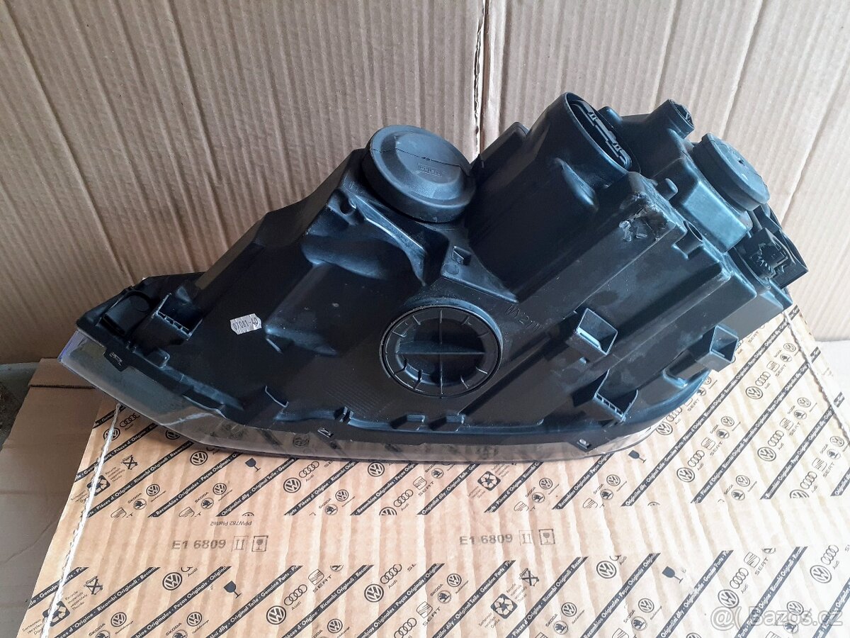 Pravé světlo Vw Polo 2G1941006 - 8