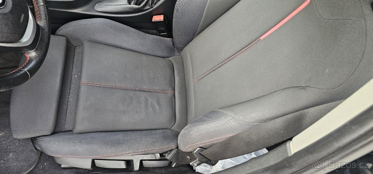 BMW f30 320d SPORT / Automat / navigace / sedan - 8