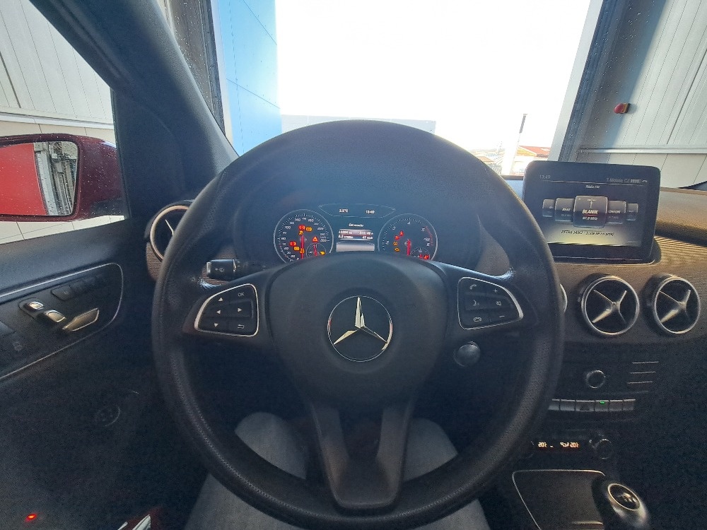 Prodám Mercedes Benz B 180 D - 8