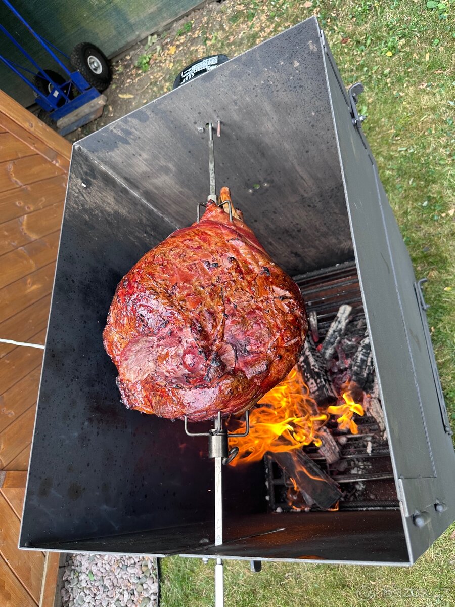 Gril na kýtu a kuřata - 8